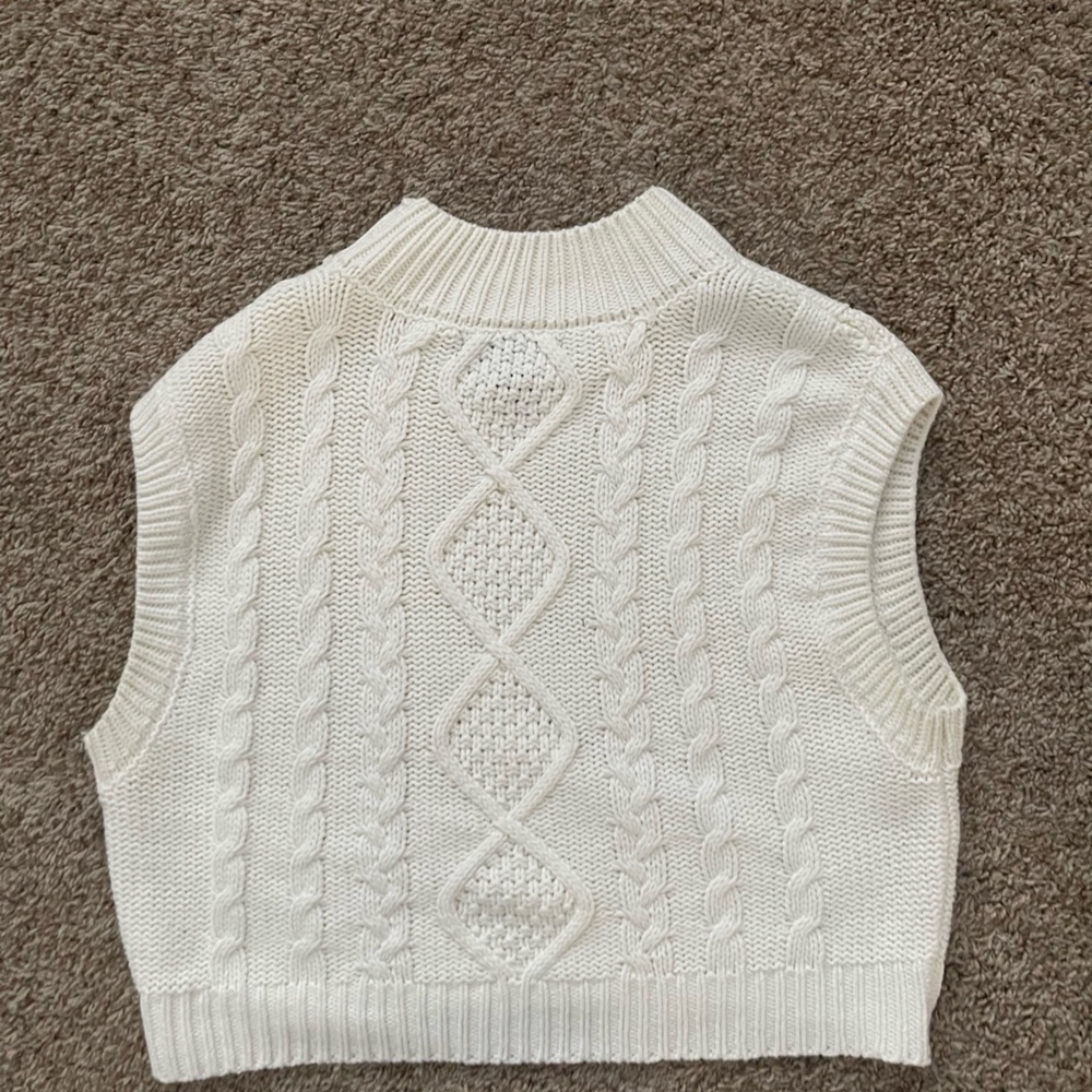 Forever 21 sweater vest